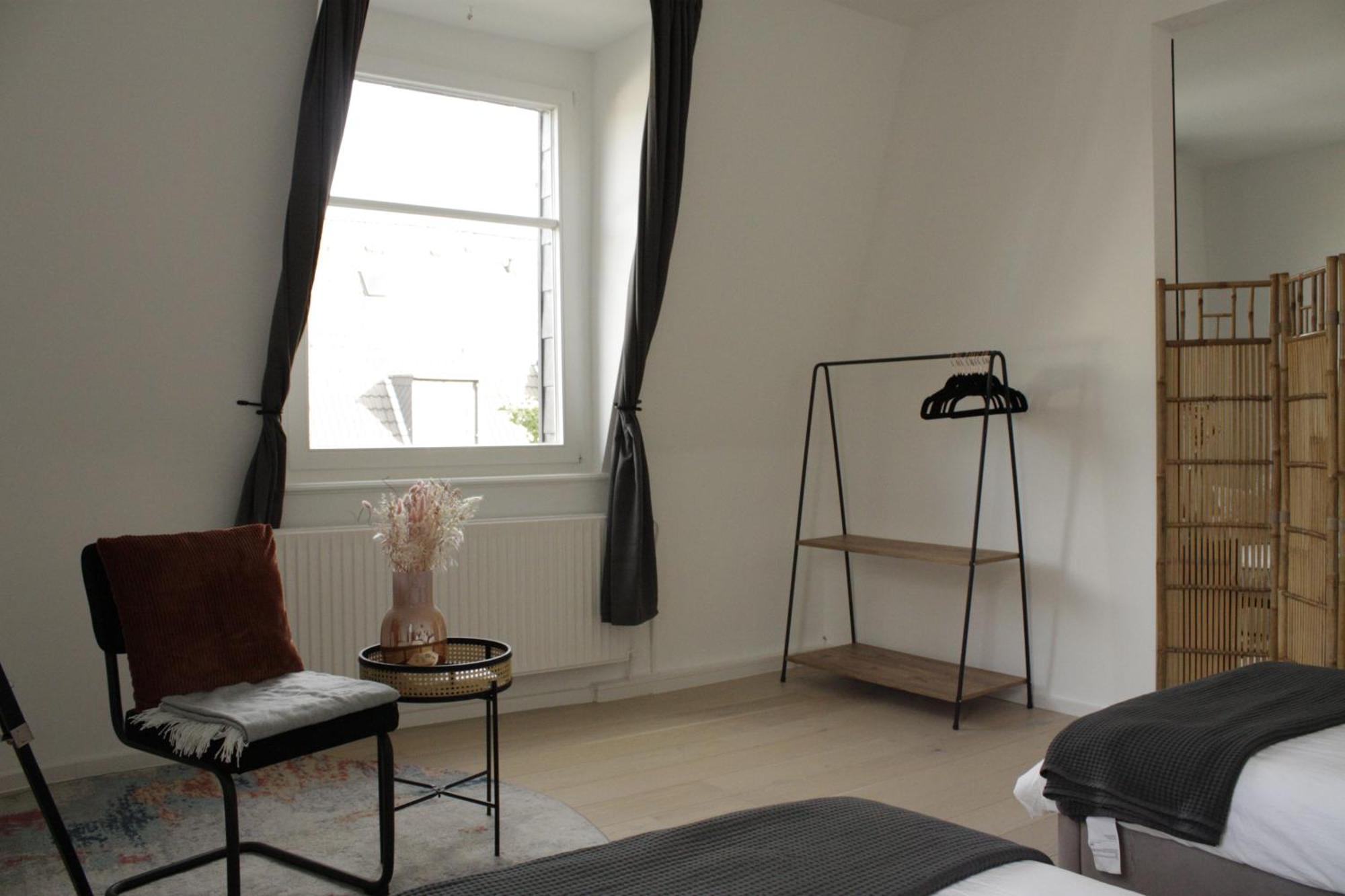 Spacestays Designer Apartment Netflix Wifi Playstation 4 Balkon Essen Esterno foto