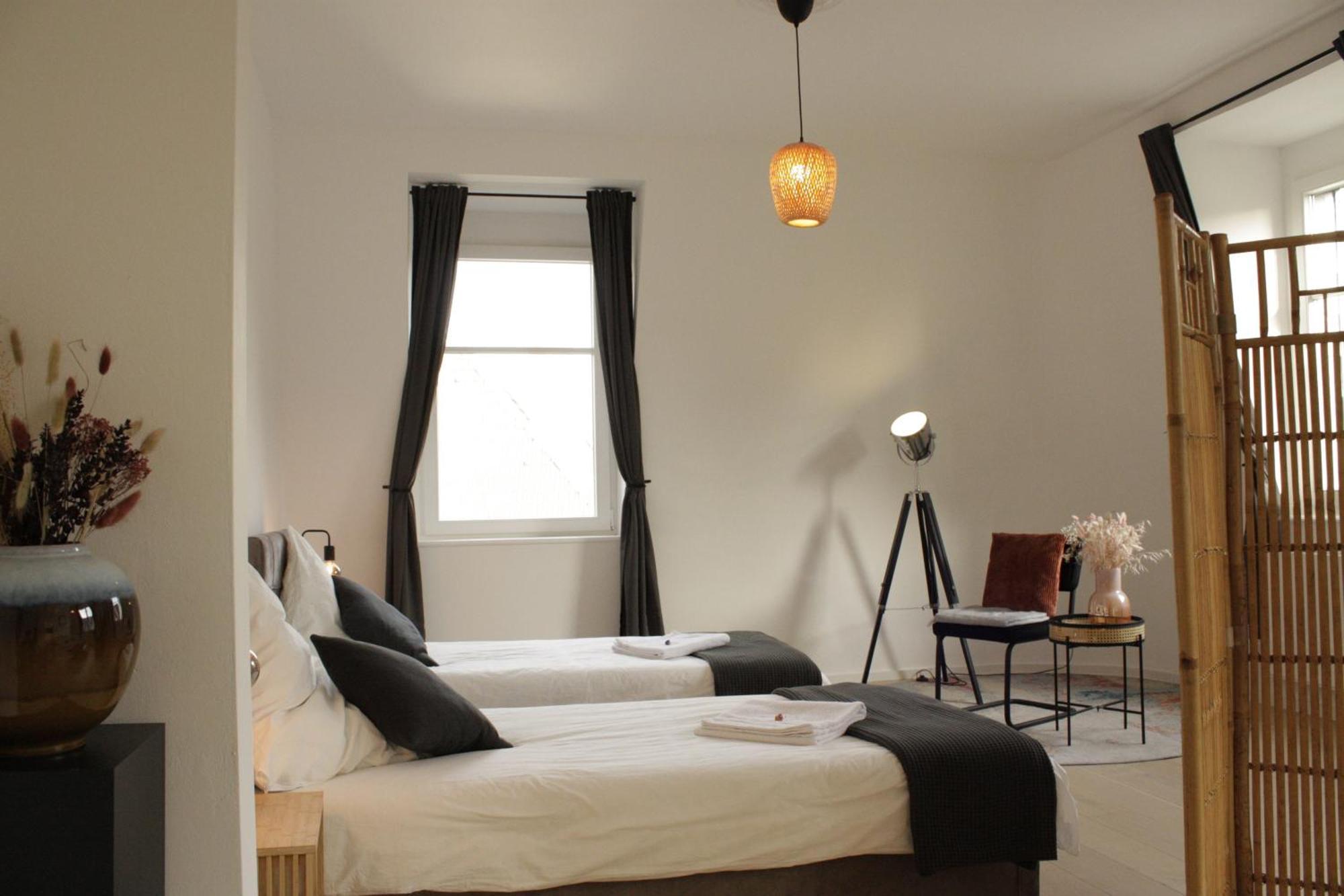 Spacestays Designer Apartment Netflix Wifi Playstation 4 Balkon Essen Esterno foto