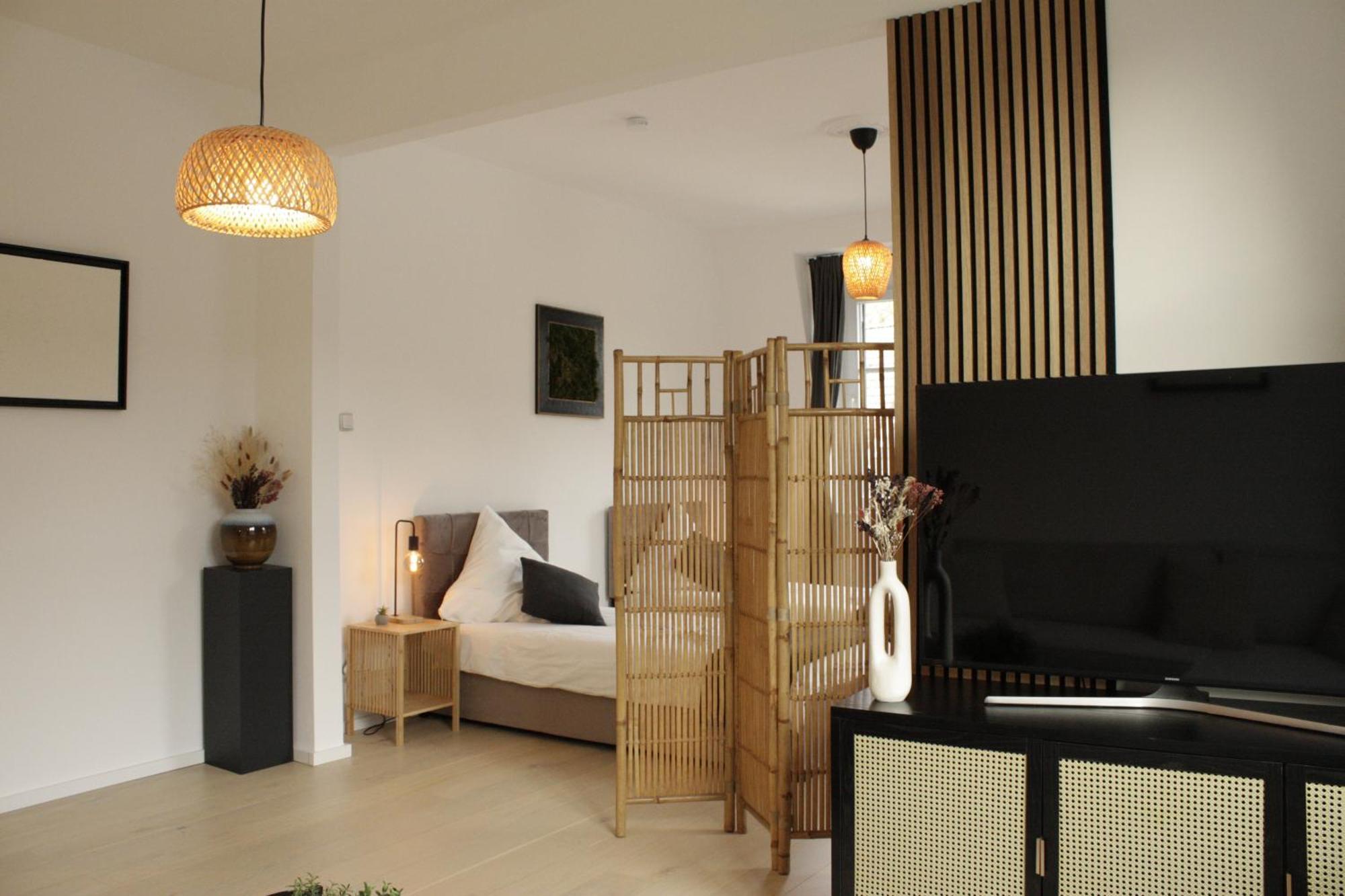 Spacestays Designer Apartment Netflix Wifi Playstation 4 Balkon Essen Esterno foto